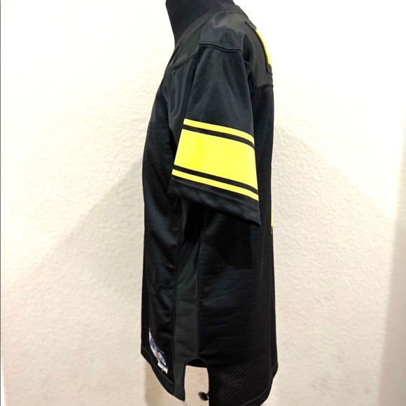 Ben Rothlisberger Jersey - Picture 3 of 6